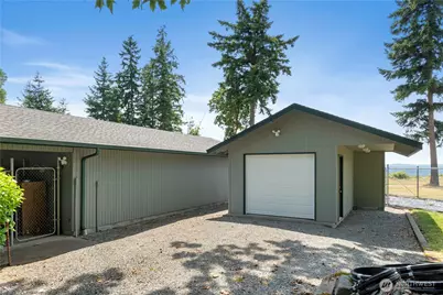 21806 168th Street E, Orting, WA 98360 - Photo 11