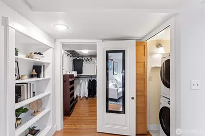 106 NE 59th Street, Seattle, WA 98105 - Photo 25