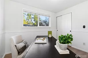 9211 NE 136th Pl, Kirkland, WA 98034 - Photo 11