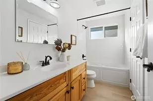 9211 NE 136th Pl, Kirkland, WA 98034 - Photo 15