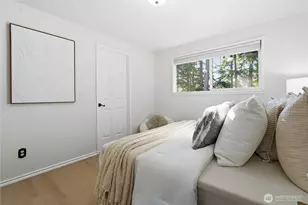 9211 NE 136th Pl, Kirkland, WA 98034 - Photo 13