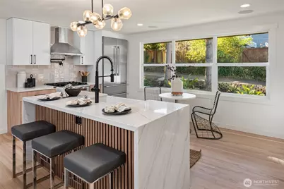 1023 109th Avenue SE, Bellevue, WA 98004 - Photo 7