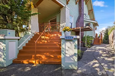 5833 Woodlawn Avenue N, Seattle, WA 98103 - Photo 3