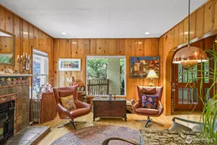 5833 Woodlawn Ave N, Seattle, WA 98103 - Photo 13