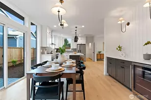 1707 NE 117th St, Seattle, WA 98125 - Photo 9