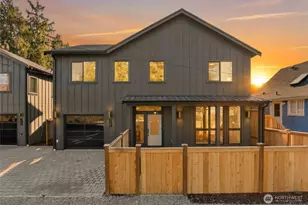 1707 NE 117th St, Seattle, WA 98125 - Photo 3