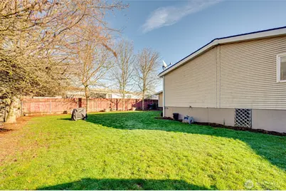 215 Sycamore Street, Woodland, WA 98674 - Photo 21