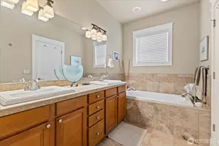 7228 Rosemount Cir, Tacoma, WA 98465 - Photo 15