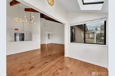 12840 SE 40th Court #E1, Bellevue, WA 98006 - Photo 11