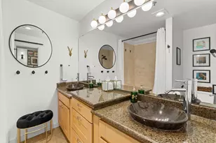 526 1st Ave S, Seattle, WA 98104 - Photo 9