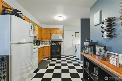 1219 S Highland Avenue, Tacoma, WA 98465 - Photo 15