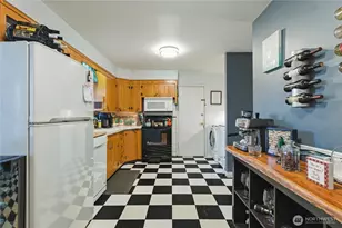 1219 S Highland Ave, Tacoma, WA 98465 - Photo 15