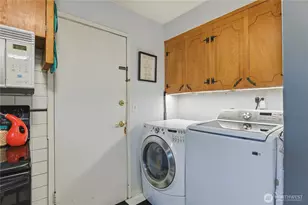 1219 S Highland Ave, Tacoma, WA 98465 - Photo 17