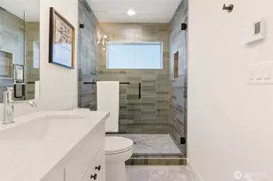 1709 NE 117th St, Seattle, WA 98125 - Photo 25