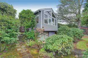 2559 NE 98th St, Seattle, WA 98115 - Photo 7