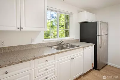 23319 Cedar Way #K105, Mountlake Terrace, WA 98043 - Photo 11