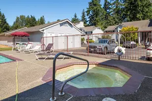 23319 Cedar Way, Mountlake Terrace, WA 98043 - Photo 25