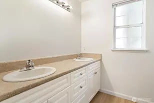 23319 Cedar Way, Mountlake Terrace, WA 98043 - Photo 15