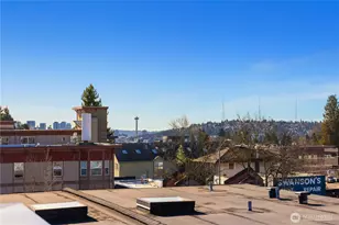 4515 Sunnyside Ave N, Seattle, WA 98103 - Photo 23