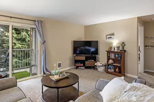 9917 Holly Dr, Everett, WA 98204 - Photo 19