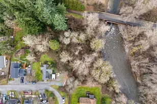 329 SE 2nd St, South Prairie, WA 98385 - Photo 33