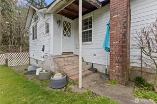 329 SE 2nd St, South Prairie, WA 98385 - Photo 29