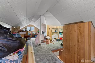 329 SE 2nd St, South Prairie, WA 98385 - Photo 13