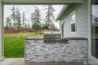 958 Walker Avenue, Oak Harbor, WA 98277 - Photo 31