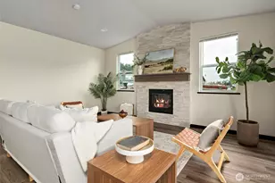 958 Walker Ave, Oak Harbor, WA 98277 - Photo 5