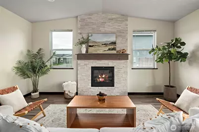 958 Walker Avenue, Oak Harbor, WA 98277 - Photo 3