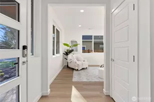 8307 184th Ave E, Bonney Lake, WA 98391 - Photo 9