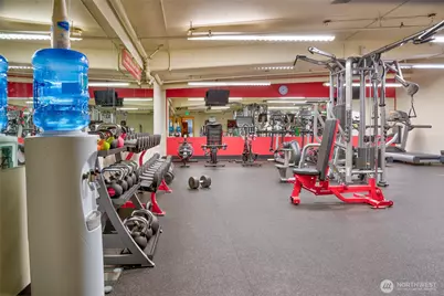 2716 Elliott Avenue #900, Seattle, WA 98121 - Photo 31