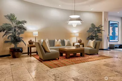 2716 Elliott Avenue #900, Seattle, WA 98121 - Photo 3