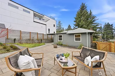 9402 36th Avenue SW, Seattle, WA 98126 - Photo 23
