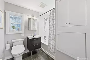 9402 36th Ave SW, Seattle, WA 98126 - Photo 15