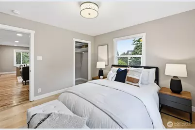 9402 36th Avenue SW, Seattle, WA 98126 - Photo 13