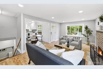 9402 36th Avenue SW, Seattle, WA 98126 - Photo 7
