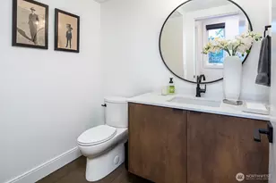 125 100th Ave NE, Bellevue, WA 98004 - Photo 13