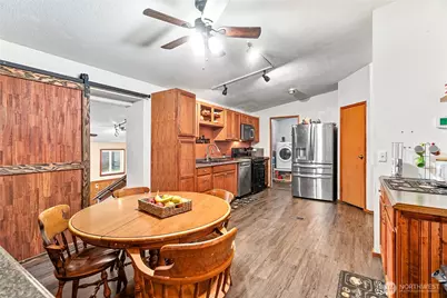 172 Sprague Valley Drive, Maple Falls, WA 98266 - Photo 9