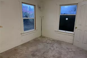 126 W 5th St, Port Angeles, WA 98362 - Photo 15