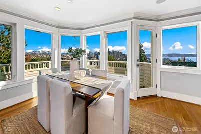 1238 3rd Avenue N, Seattle, WA 98109 - Photo 5