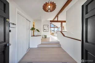 4727 155th Pl SE, Bellevue, WA 98006 - Photo 3