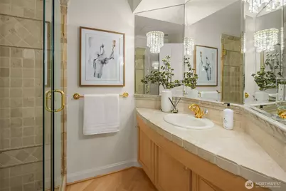 7 10th Avenue, Kirkland, WA 98033 - Photo 29