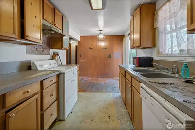 8039 36th Avenue S, Seattle, WA 98118 - Photo 15