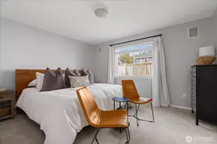 387 SW Stroops Dr, Oak Harbor, WA 98277 - Photo 17