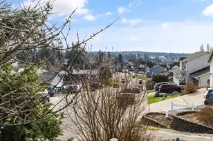 387 SW Stroops Dr, Oak Harbor, WA 98277 - Photo 1