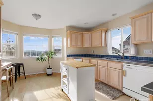 387 SW Stroops Dr, Oak Harbor, WA 98277 - Photo 13