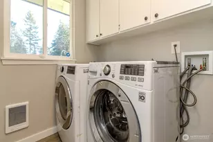 955 California Ave SE, Port Orchard, WA 98366 - Photo 9