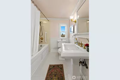 1126 17th Avenue E, Seattle, WA 98112 - Photo 23