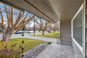 1261 & 1263 Montana St, Wenatchee, WA 98801 - Photo 3